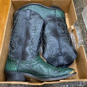 SOLD !! Laredo Men Western Boots